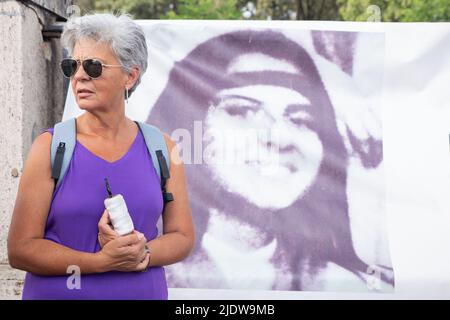 Rom, Italien. 22.. Juni 2022. Sit-in in Erinnerung an Emanuela Orlandi in Rom (Foto: Matteo Nardone/Pacific Press/Sipa USA) Quelle: SIPA USA/Alamy Live News Stockfoto