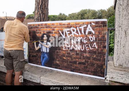 Rom, Italien. 22.. Juni 2022. Sit-in in Erinnerung an Emanuela Orlandi in Rom (Foto: Matteo Nardone/Pacific Press/Sipa USA) Quelle: SIPA USA/Alamy Live News Stockfoto