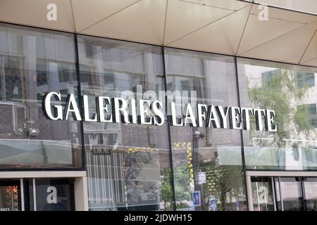 Ein Ladenschild der GALERIE LAFAYETTE, am 23. Juni 2022 in Luxemburg-Stadt, Luxemburg. Foto von David Niviere/ABACAPRESS.COM Stockfoto