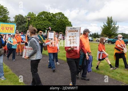 Olimpia, Washington, USA, 11. Juni 2022, Marsch für unser Leben zur Waffenkontrolle, in der Hauptstadt des Bundesstaates Washington Stockfoto