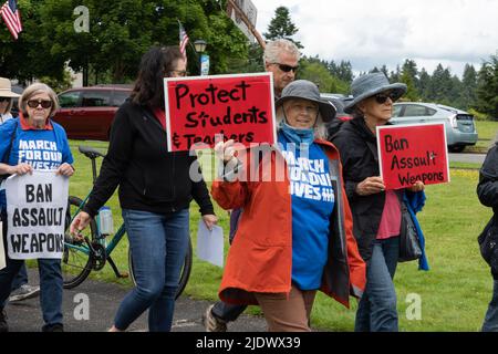 Olimpia, Washington, USA, 11. Juni 2022, Marsch für unser Leben zur Waffenkontrolle, in der Hauptstadt des Bundesstaates Washington Stockfoto