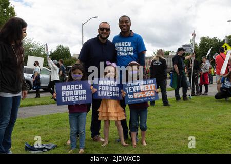 Olimpia, Washington, USA, 11. Juni 2022, Marsch für unser Leben zur Waffenkontrolle, in der Hauptstadt des Bundesstaates Washington Stockfoto