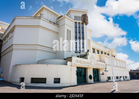 Biarrtiz, Frankreich - Mai 7. 2022 - Außenansicht des Museums der Meere (Le musee de la mer) der Küste von Biaritz Stockfoto