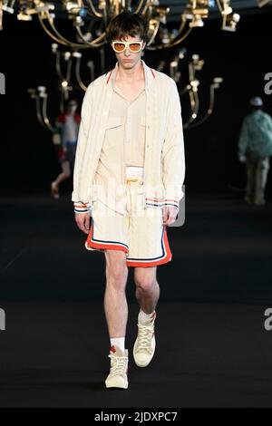 Paris, Frankreich. 23.. Juni 2022. RHUDE SS23 Runway während der Paris Fashion Week am 2022. Juni - Paris, Frankreich. 22/06/2022 Credit: dpa/Alamy Live News Stockfoto