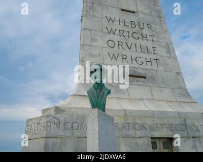 Kill Devil Hills, North Carolina - Oktober 10 2020: Wright Brothers National Monument in Kill Devil Hills, North Carolina Stockfoto