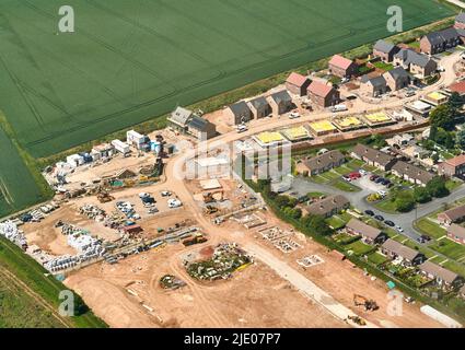 Eine Luftaufnahme des neuen Hausgebäudes in Micklefield, West Yorkshire, Nordengland, Großbritannien Stockfoto