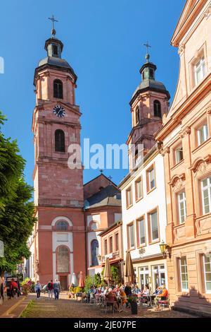 Marktplatz mit Pfarrkirche St. James, Miltenberg am Main, Bayern, Unterfranken, Deutschland, Miltenberg am Main, Bayern, Deutschland Stockfoto