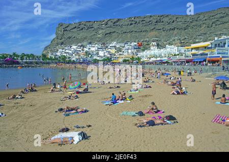 Badestrand von Puerto de Mogan, Gran Canaria, Kanarische Inseln, Spanien, Europa Stockfoto