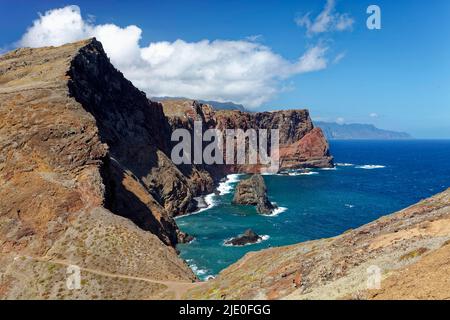 Blick vom Wanderweg auf Kap Ponta de Sao Lourenco, Saint Lawrence Point, Canical, Parque Natural da Madeira, östlichste Spitze von Madeira Stockfoto