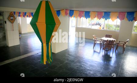 salvador, bahia, brasilien - 19. juni 2022: Dekorationsballon für Sao Joaos Party in einer Wohnanlage in der Stadt Salvador. Stockfoto