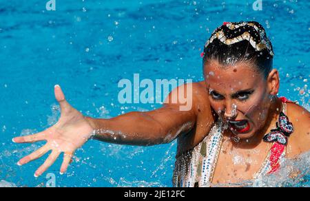 Budapest, Ungarn, 22.. Juni 2022. Vasiliki Alexandri aus Österreich tritt am sechsten Tag der Budapester FINA-Weltmeisterschaft 2022 im Alfred Hajos National Aquatics Complex in Budapest, Ungarn, beim Frauen-Solo-Freifinale an. 22. Juni 2022. Kredit: Nikola Krstic/Alamy Stockfoto