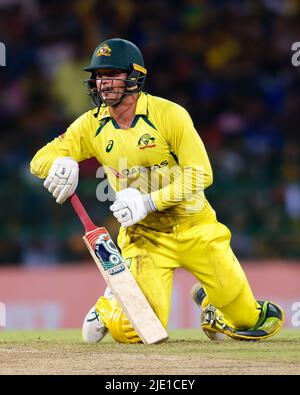 Colombo, Sri Lanka. 24.. Juni 2022. Australiens Alex Carey beim ODI-Cricket-Spiel 5. zwischen Sri Lanka und Australien im R. Premadasa International Cricket Stadium in Colombo am 24.. Juni 2022. Viraj Kothalwala/Alamy Live News Stockfoto