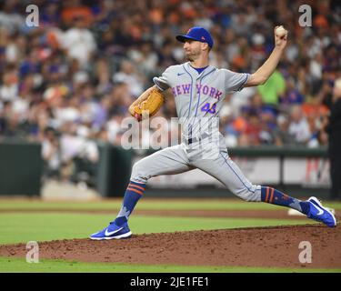 New York Mets Relief Pitcher Chasen Shreve (43) im unteren Teil des fünften Innings des MLB-Spiels zwischen den Houston Astros und den New York Mets auf Stockfoto
