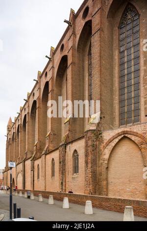 Eglise et Cloitre du Couvent des Jacobins / Kloster und Kirche der Jakobiner, Toulouse, Frankreich, ein mittelalterliches Dominikanerkloster der 1200s-1300s. Stockfoto