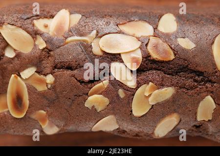 Scheibe Backwaren-Obstkuchen auf Schneidebrett Stockfoto