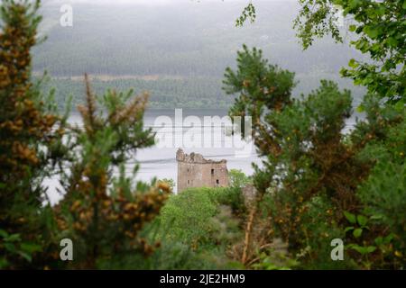 Urquhart Castle am Ende von Loch Ness Stockfoto