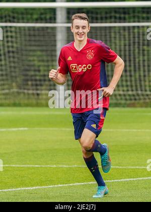 AMSTERDAM, NIEDERLANDE - 24. JUNI: Youri Regeer von Ajax während der ersten Trainingssaison 2022/2023 von Ajax im sportpark De Toekomst am 24. Juni 2022 in Amsterdam, Niederlande. (Foto von Joris Verwijst/Orange Picturs) Stockfoto