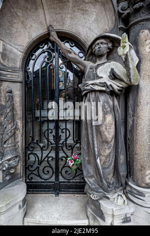 Familiengrab im Friedhof Passy, Paris, Frankreich. 05/2009 Stockfoto