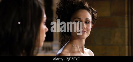 TUPPENCE MIDDLETON, JUPITER ASCENDING, 2015 Stockfoto