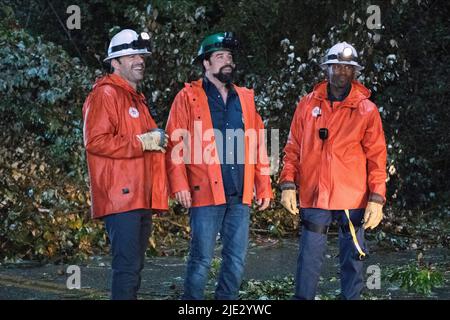 GIL BELLOWS, John Travolta, LEBEN AUF DER LINIE, 2015 Stockfoto