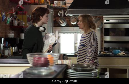 ELLE FANNING, Naomi Watts, 3 Generationen, 2015 Stockfoto