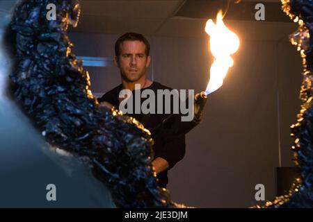RYAN REYNOLDS, SELBST/weniger, 2015 Stockfoto