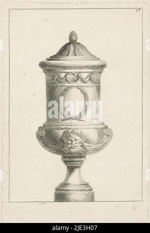 Vase, Cinquieme Suite de Vases (Serientitel), Druck aus einer nummerierten Serie mit zwölf Vasen von Allou und Nicolet., Druckerei: Adélaïde Allou, (Objektbezeichnung), Verlag: Pierre François Basan, Druckerei: Frankreich, Verlag: Paris, 1771, Papier, Ätzen, Höhe 225 mm × Breite 150 mm, Höhe 350 mm × Breite 265 mm Stockfoto