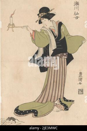 Segawa Senjo in der Rolle der Krankenschwester Masaoka, Kabuki-Schauspieler Segawa Senjo in der Rolle des Kinderpflegers Masaoka. Beim Licht der Kerze in ihrer Hand sieht sie eine Ratte Dokumente stehlen., Druckerei: Utagawa Toyokuni (I), (erwähnt auf Objekt), Japan, c. Sep-1810, Papier, Farbholzschnitt, Höhe 362 mm × Breite 248 mm Stockfoto