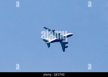 London, Großbritannien. 23.. Juni 2022. Ein Flugzeug von British Airways A380. Kredit: SOPA Images Limited/Alamy Live Nachrichten Stockfoto