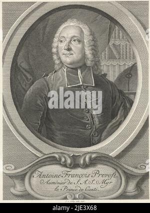 Porträt von Antoine François Prevost, Jacob van der Schley, nach Georg Friedrich Schmidt, 1746, Porträt des französischen Schriftstellers Antoine François Prevost, auch bekannt als Abbé Prévost. Er ist in Togo mit bef gekleidet. Im Hintergrund ein Bücherregal. In der Kartusche seinen Namen und Titel., Druckerei: Jacob van der Schley, (auf Objekt erwähnt), Georg Friedrich Schmidt, Amsterdam, 1746, Papier, Radierung, Gravur, H 230 mm × B 173 mm Stockfoto