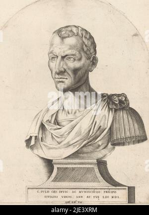 Porträtbüste von Julius Caesar, anonym, Antonio Salamanca, 1550, Druckerei: Anonym, Herausgeber: Antonio Salamanca, (auf Objekt erwähnt), Druckerei: Italien, Verlag: Rom, 1550, Papier, Gravur, H 312 mm × B 253 mm Stockfoto