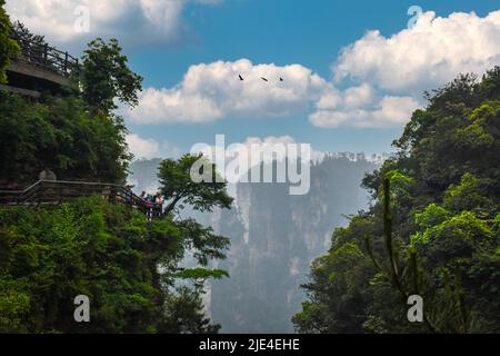 Einzigartige große schöne hunan wuling unter Brunnen tianmen eröffnet Show eine china-Süd Stockfoto