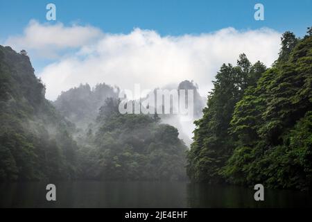 Einzigartige große schöne hunan wuling unter Brunnen tianmen eröffnet Show eine china-Süd Stockfoto