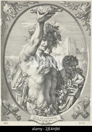 Bacchus und Pan, Jan Frederik Christiaan Reckleben, nach Jan Saenredam, nach Hendrick Goltzius, 1841, vor einer Landschaft steht Bacchus mit einem Traubenhaufen und einer Trinkschale in der Hand. Neben ihm steht Pan als Kind, das ein paar Trauben hält. Die Ecken des Rahmens zeigen zwei Satyrs und mehrere Trinkgläser., Druckerei: Jan Frederik Christiaan Reckkleben, (auf Objekt erwähnt), Jan Saenredam, Hendrick Goltzius, Haarlem, 1841, Papier, Gravur, H 287 mm × B 217 mm Stockfoto