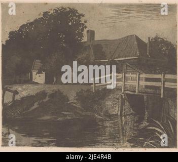 Ein Bauernhof auf einer Straße entlang eines Grabens. Rechts vom Hof geht es weiter über eine Brücke mit Holzbalustrade. Rund um den Hof wachsen mehrere Bäume, Landschaft mit Hof, Brücke und Graben., Druckerei: Johannes Josephus Aarts, 1881 - 1934, Papier, Radierung, H 237 mm × B 180 mm Stockfoto