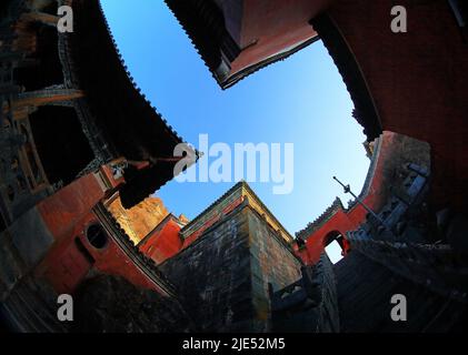 Hubei shiyan Berg wudang Taoismus berühmte Berge alten Gebäuden Stockfoto