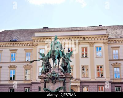 Die neobarocke Reiterstatue von Kaiser Wilhelm I. in Düsseldorf, enthüllt am 18. Oktober 1896. Bildhauer: Karl Janssen. Stockfoto