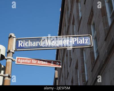 Richard Wagner Platz unterschreiben und Agentur für Arbeit translation Arbeitsagentur in Nürnberg, Deutschland Stockfoto