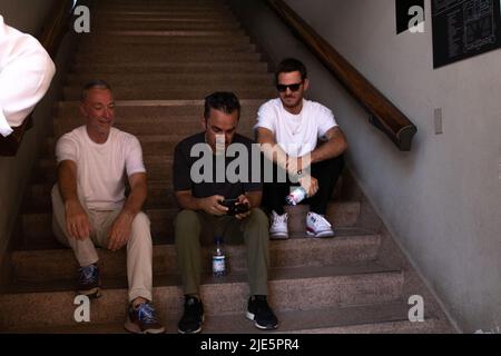 Mailand, Italien. 25.. Juni 2022. Linus, Nicola Savino und Alessandro Cattelan während 2022 Party Like A Deejay, Musikkonzert in Mailand, Italien, Juni 25 2022 Quelle: Independent Photo Agency/Alamy Live News Stockfoto