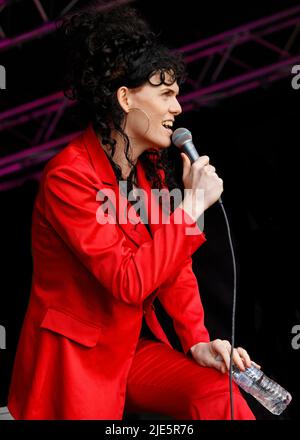 Jordan Gray, National Comedy Awards Breakthrough Comedian 2023, Comedian, Leigh Folk Festival, Essex © Clarissa Debenham/Alamy Stockfoto