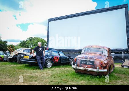 VEREINIGTES KÖNIGREICH. 25.. Juni 2022. VEREINIGTES KÖNIGREICH. Samstag, 25. Juni 2022. Mark Kermode fotografiert in Cineramageddon während des Glastonbury Festival Worthy Farm . Bild nach Kredit: Julie Edwards/Alamy Live News Stockfoto