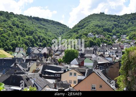 Blick über Cochem an der Mosel vom Klosterhügel aus Stockfoto