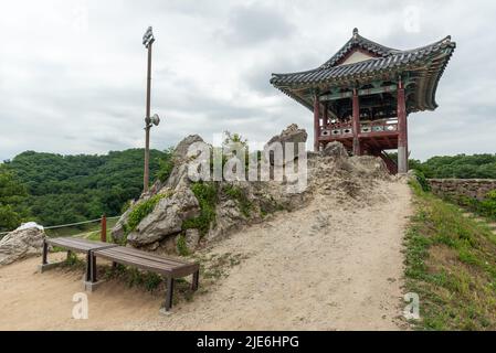 Gongsanseong alte Festung des Königreichs Baekje in Gongju, Provinz Chungcheongnam, Südkorea am 19. Juni 2022 Stockfoto