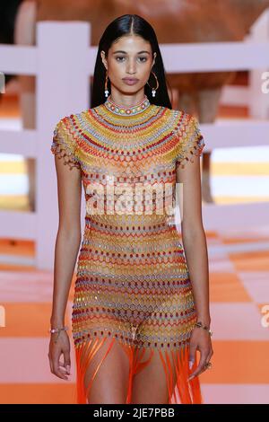 Paris, Frankreich. 25.. Juni 2022. CASCA SS23 Runway während der Paris Fashion Week Menswear am 2022. Juni - Paris, Frankreich. 25/06/2022 Credit: dpa/Alamy Live News Stockfoto