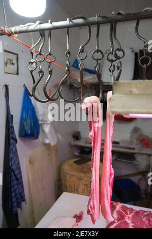 Erkundung eines Nass-/Lebensmittelmarktes in Huacao, Shanghai Stockfoto