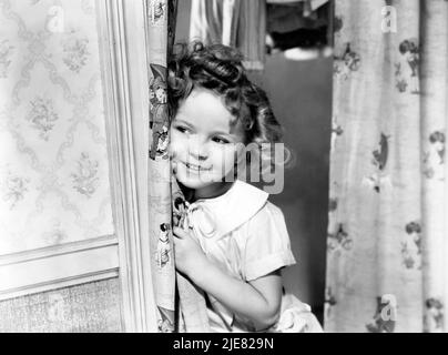 SHIRLEY TEMPEL im BABY, TAKE A BOW (1934), Regie: HARRY LACHMAN. Bild: FOX FILMS / Album Stockfoto