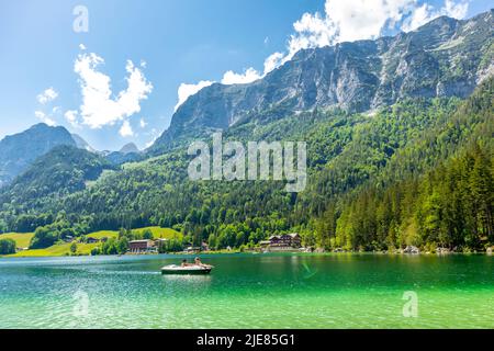 Schöne Erkundungstour entlang des Berchtesgadener Vorgebirges - hintersee - Bayern - Deutschland Stockfoto