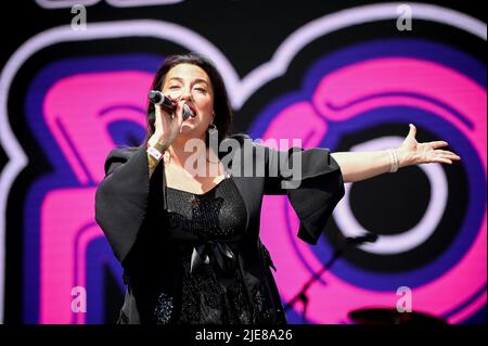 25. Juni 2022, Leeds, South Yorkshire, USA: Urba Cookie Collective , Auftritt beim Lets Rock Leeds 80s Festival , Großbritannien , 25.06.2022 (Bildquelle: © Robin Burns/ZUMA Press Wire) Stockfoto