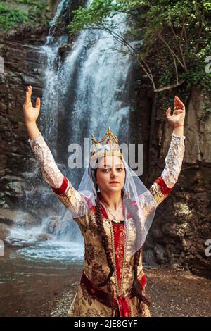 Georgien Tiflis georgische Nationaltänze. Selektiver Fokus. Stockfoto