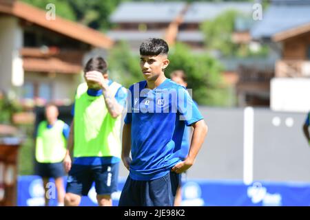 KSC Training Karlsruher SC Austria Neuzugang Simone Rapp Neukirchen Großvenediger zweite Liga Stockfoto